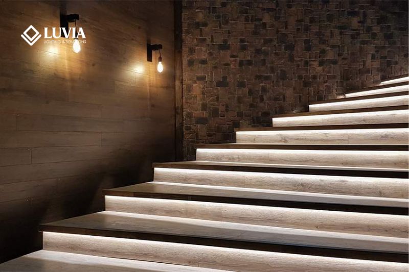 Đèn âm bậc cầu thang