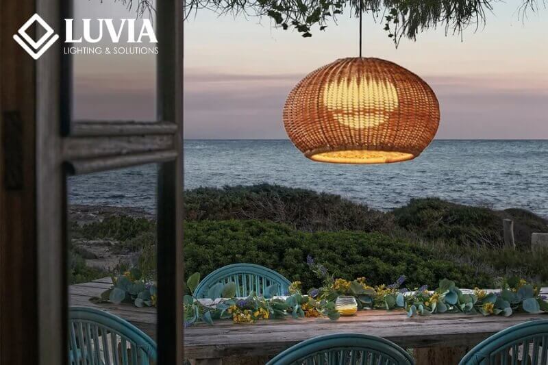 Chao đèn ngoài trời