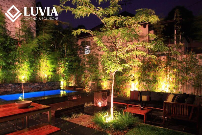 Đèn LED trang trí sân vườn