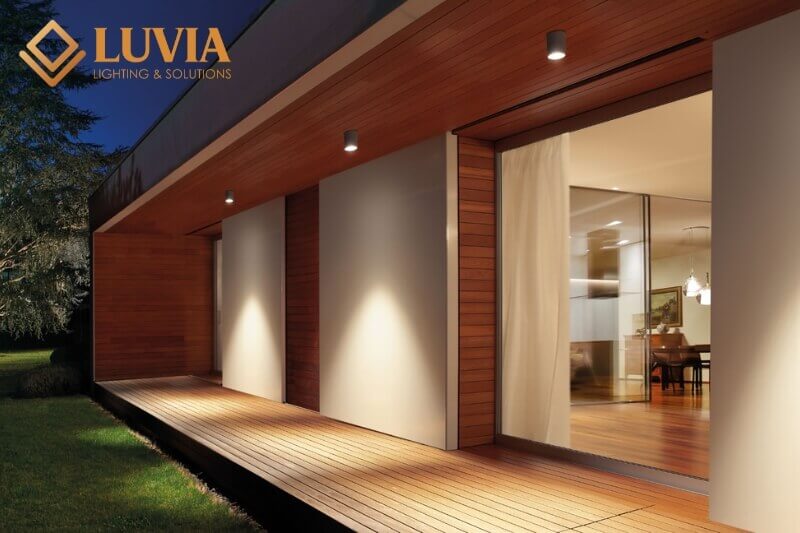 Đèn ống bơ ngoài trời