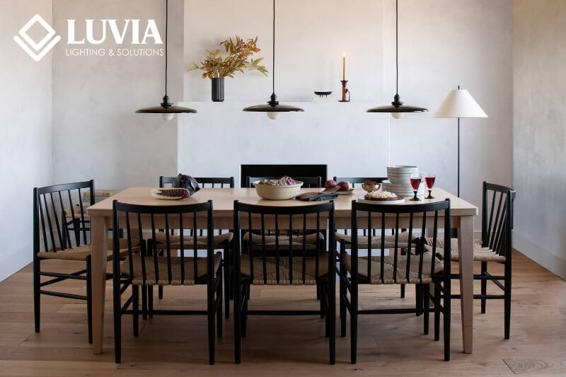 Đèn thả trang trí bàn ăn