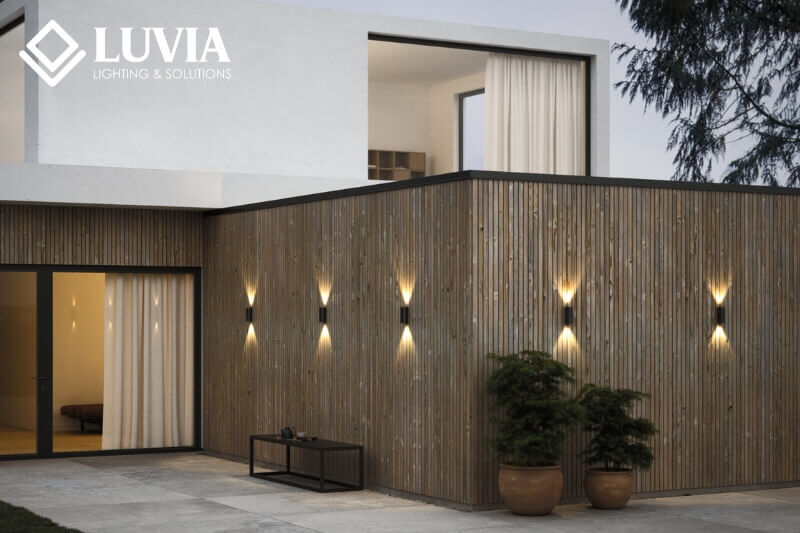 Đèn trang trí gắn tường