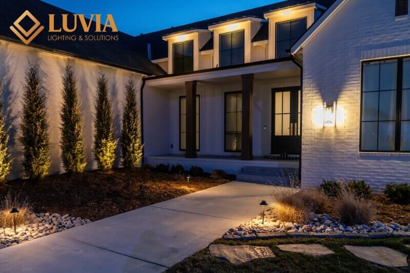 Đèn trang trí sân vườn ngoài trời