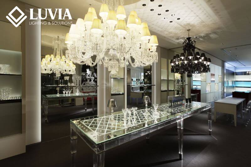 Giá đèn chùm phòng khách