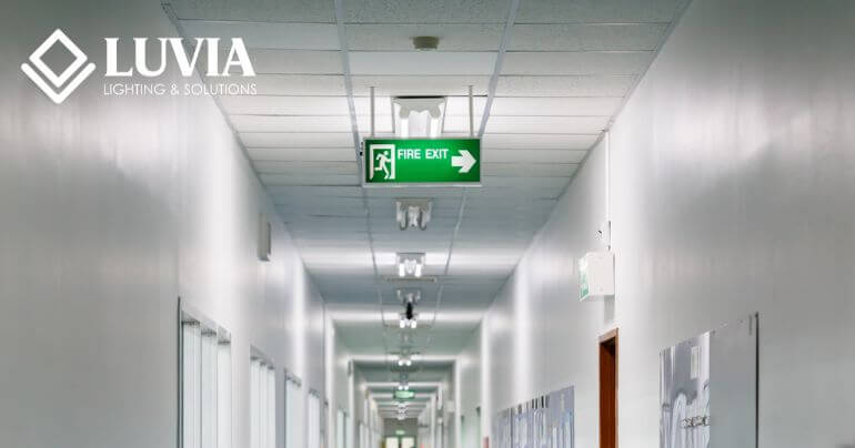 Không trang bị đèn chiếu sáng sự cố