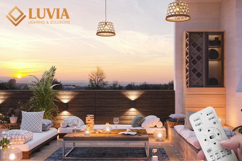 Mẫu đèn ban công đẹp