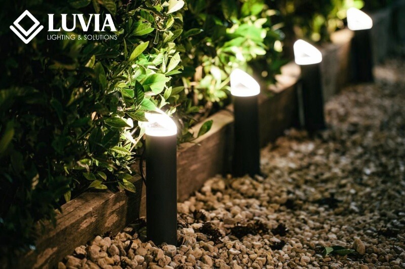 Trụ đèn chiếu sáng sân vườn